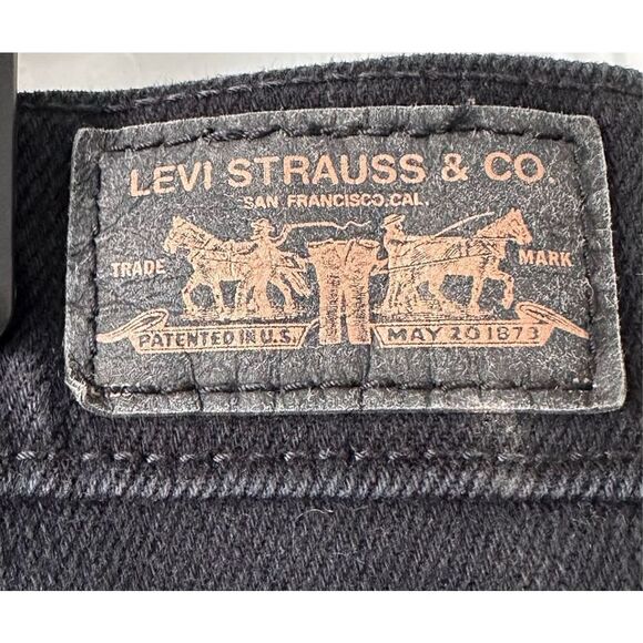 Levi Strauss & Co Women's 5 Pocket Design Straight Leg Jeans Black Size 12 L/C - Picture 2 of 9